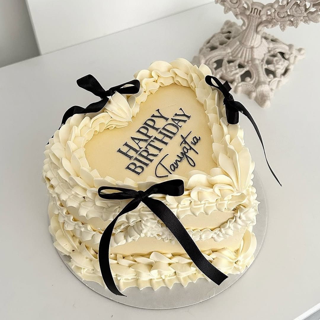 Creamy Vintage  Ribbon Cake