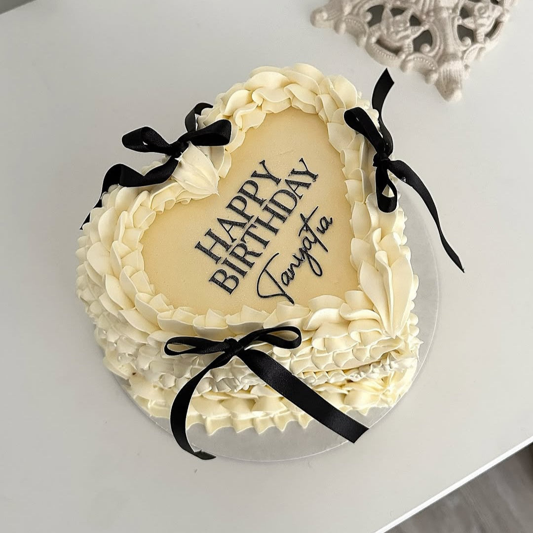 Creamy Vintage  Ribbon Cake