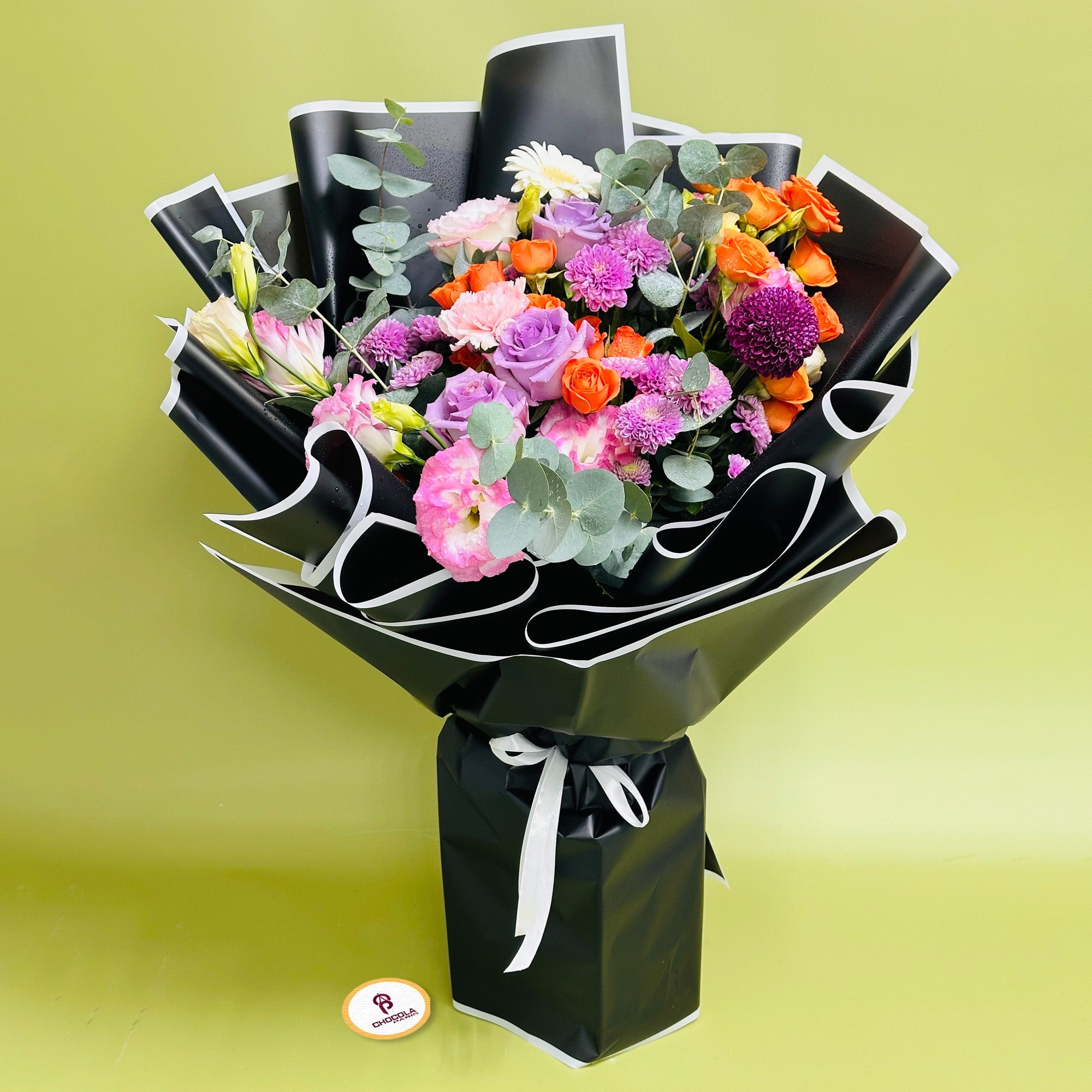 Stunning black mix flower bouquet (Corporate)