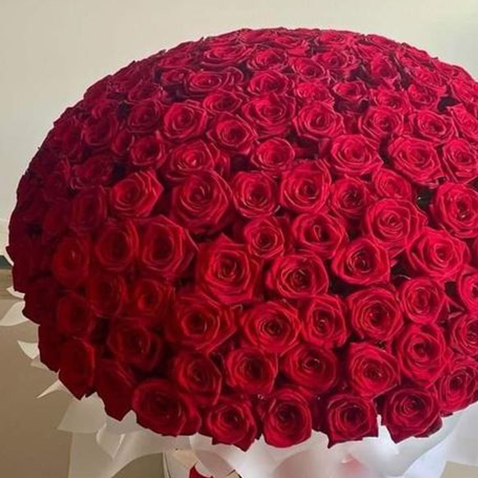 100 Roses Majestic Bouquet