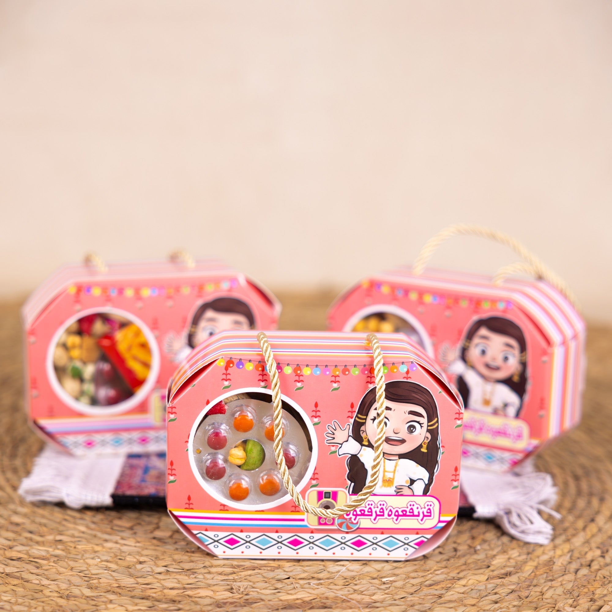 Happy  Girl Crescent Garangao Box