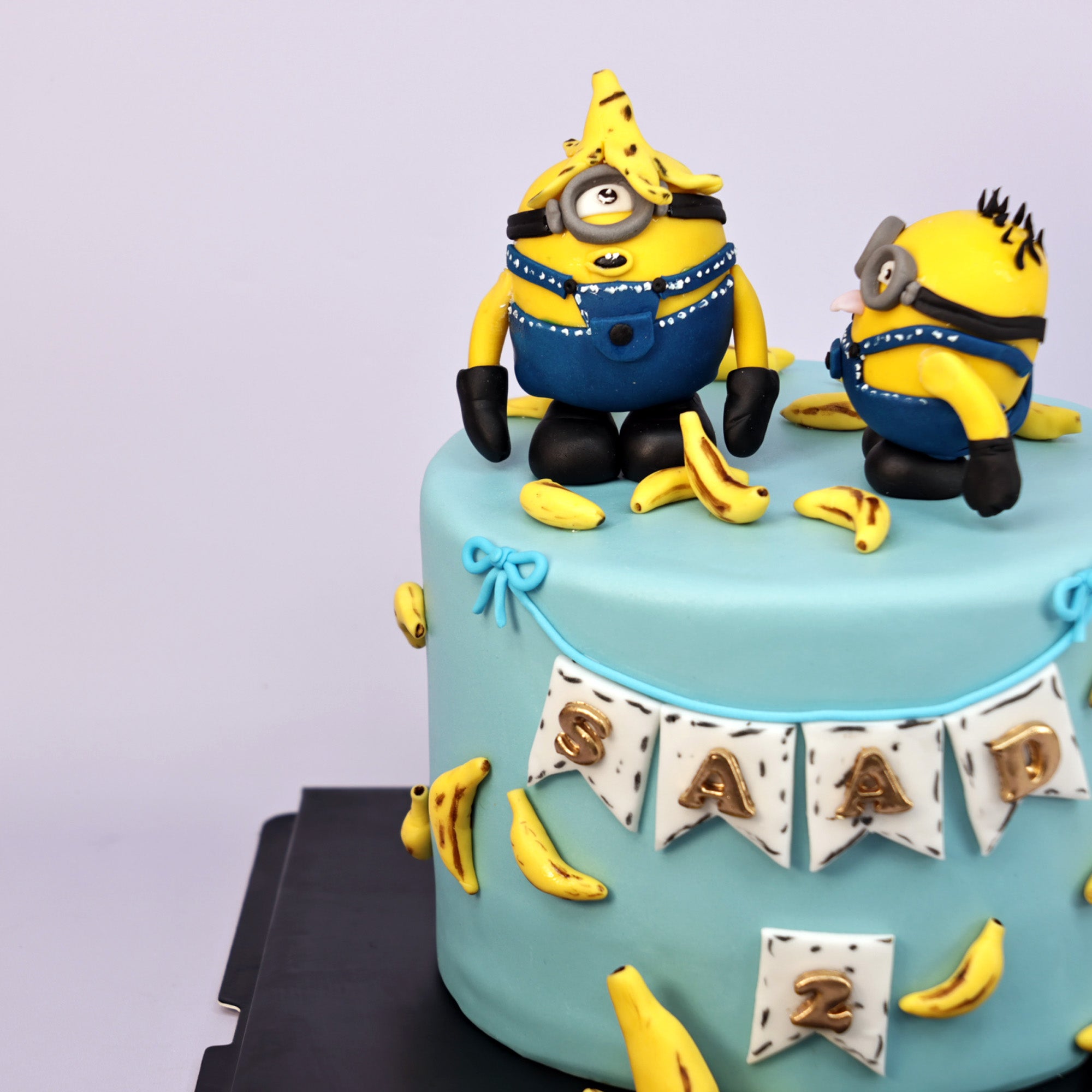 Minion Banana Fun Cake