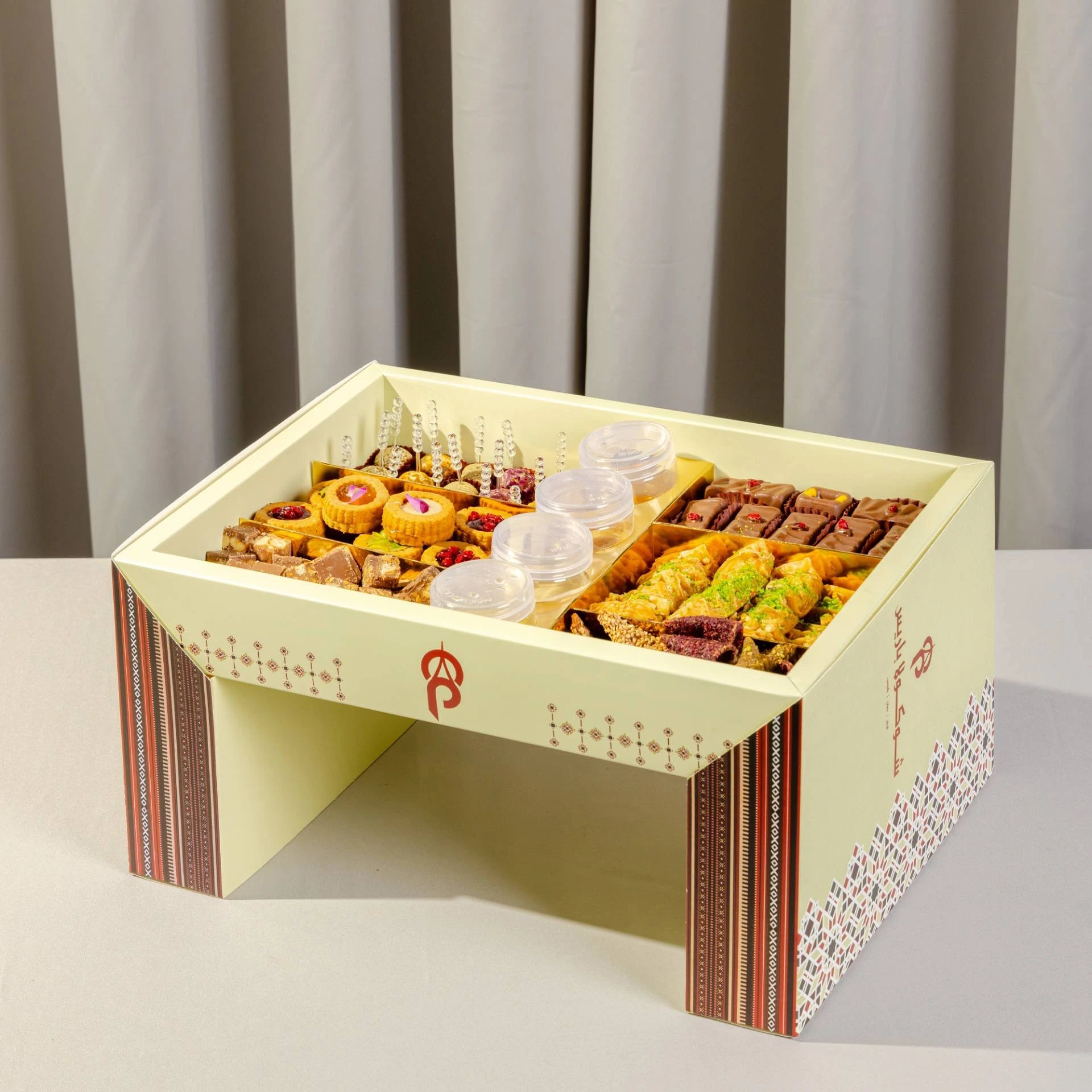 Majlis Sweets Mix Box