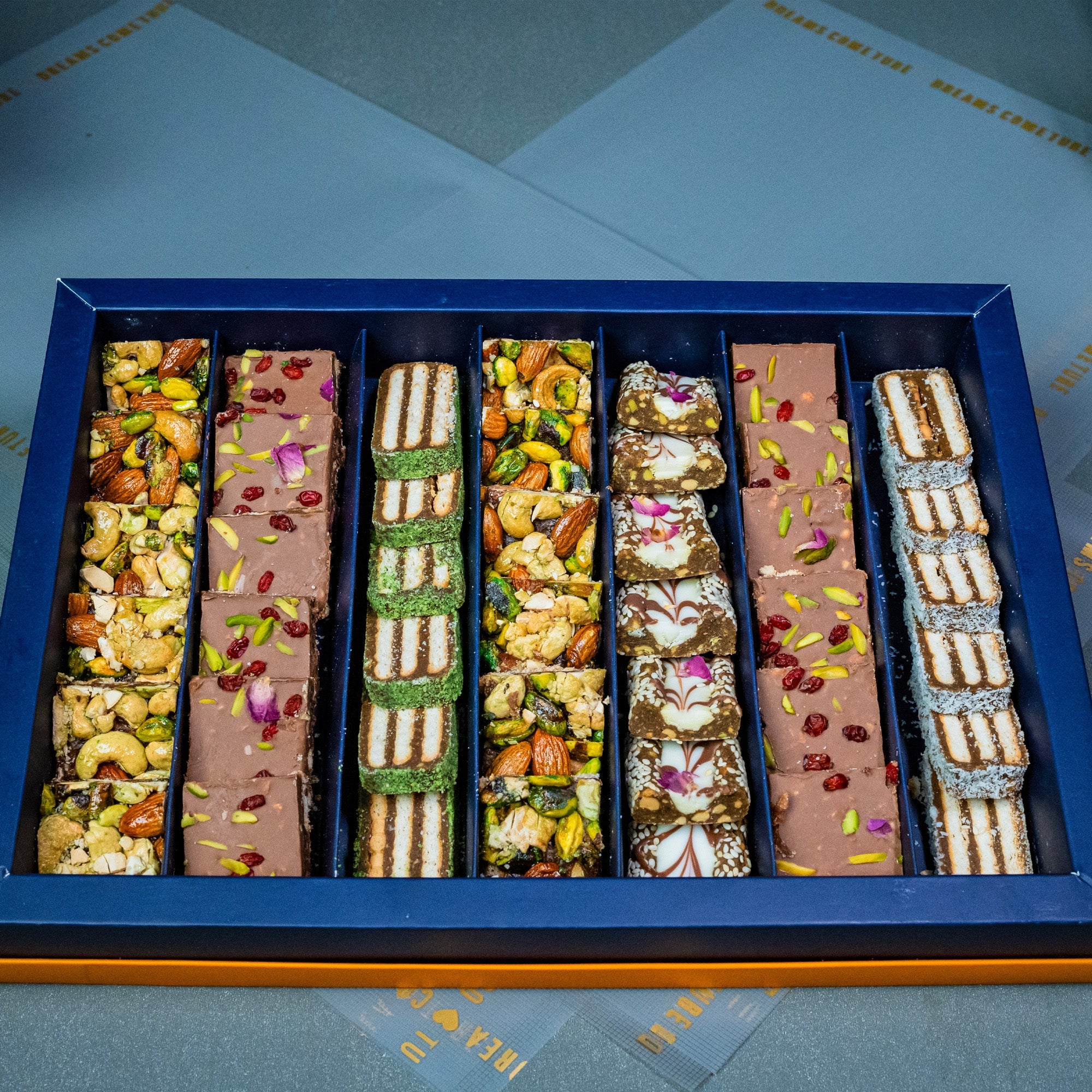 Thamar Biscuits بسكويت التمر