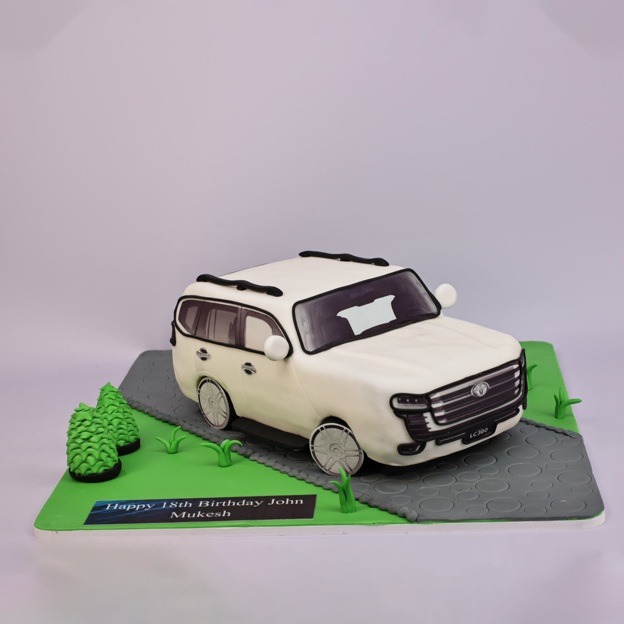 Toyota Land Cruiser Theme Cake