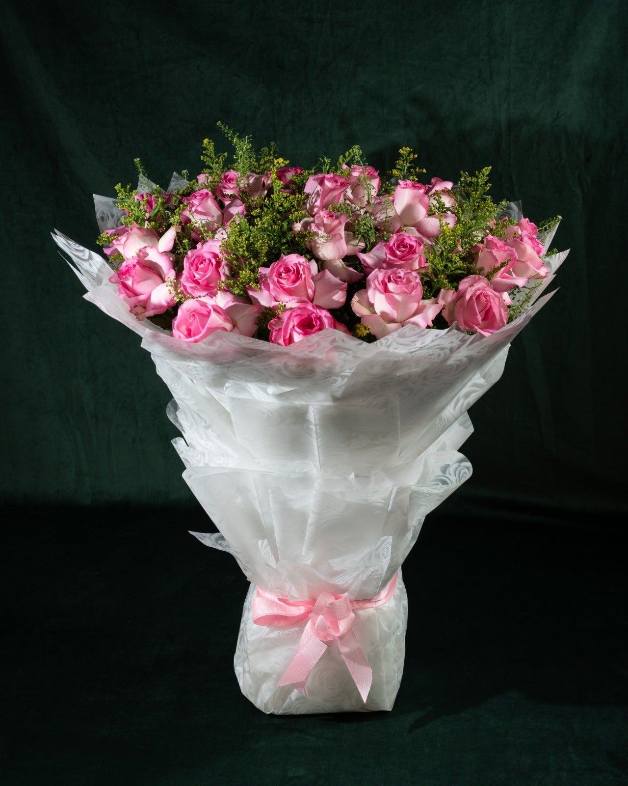 sweet unique pink rose bouqe